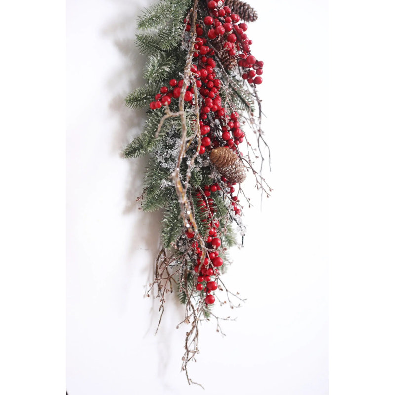 Décoration de Noël festive imperméable avec baies rouges, pommes de pin et brindilles glacées