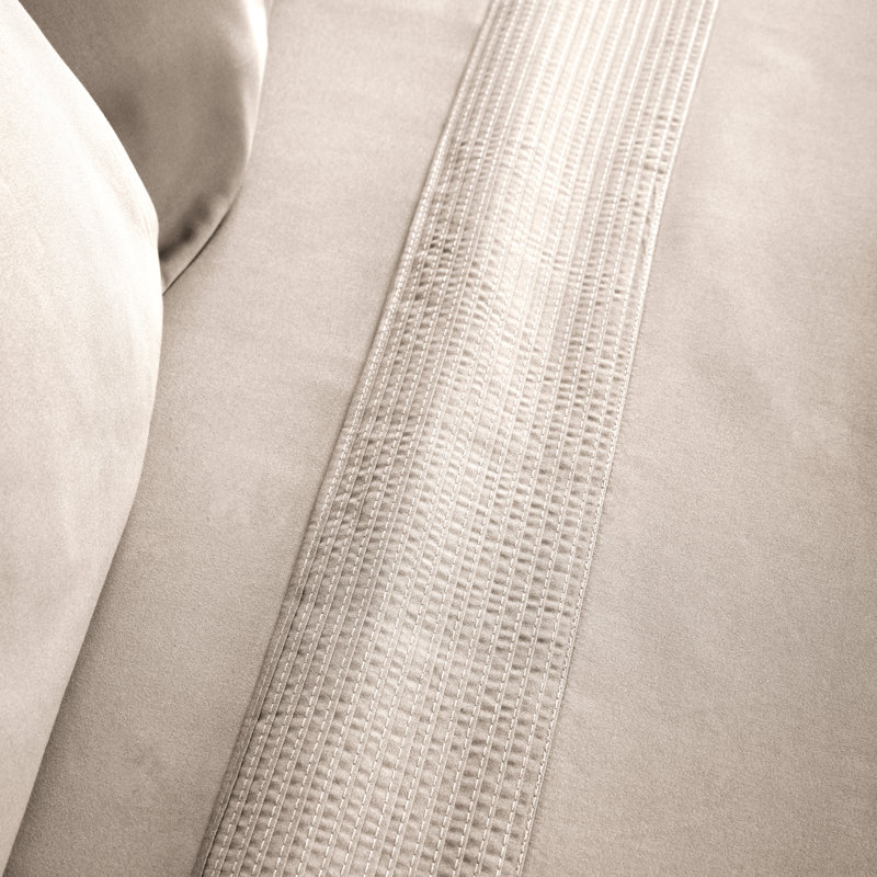 Vilano Springs Extra Deep Pocket Bed Sheet Set with Pleated Hem, Easy care, Pet Hair Resistant, Bone