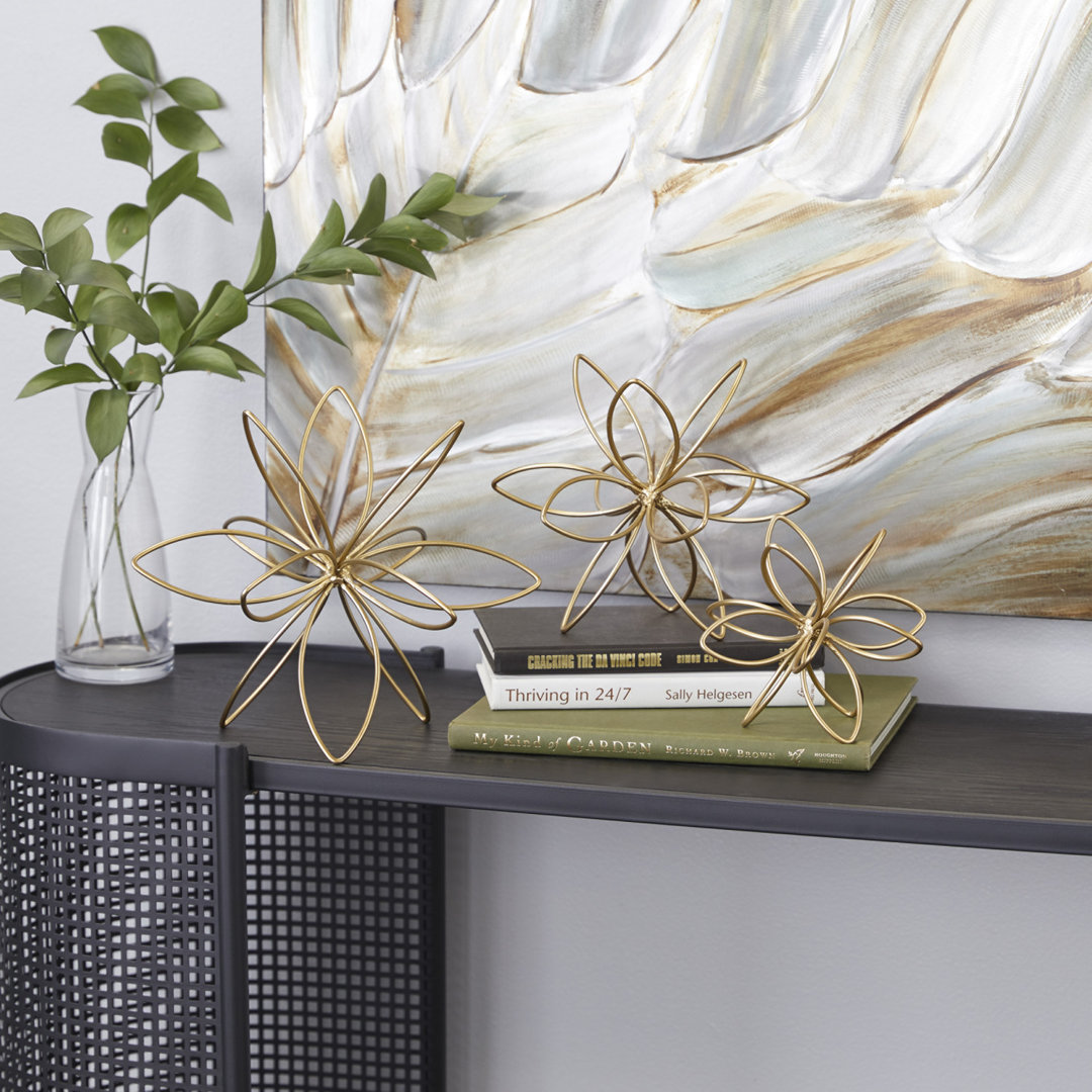 Metal Handmade Floral Decorative Sculpture CosmoLiving by Cosmopolitan