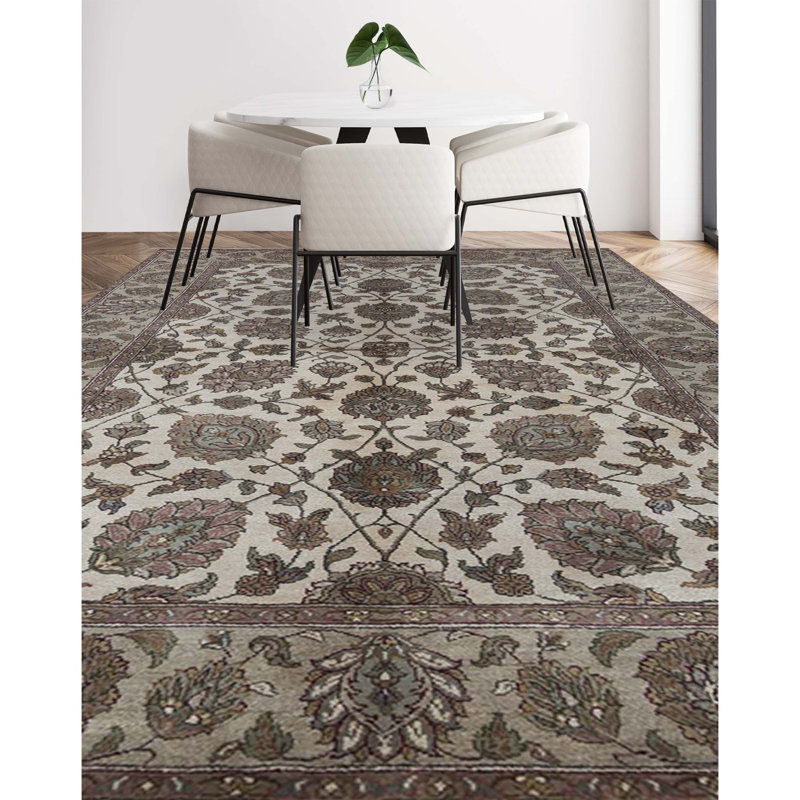 Crown Wool Oriental Area Rug in Ivory/Camel