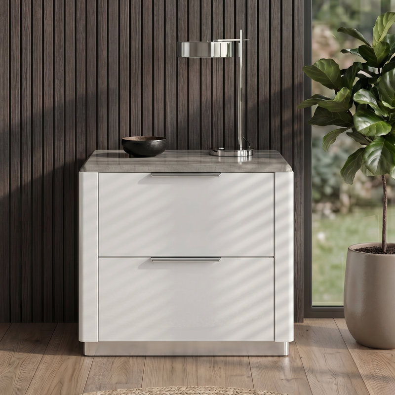 Collection de chambre à coucher grand luxe Monaco avec finition blanche ultrabrillante, accents de marbre gris et éclairage à DEL intégré