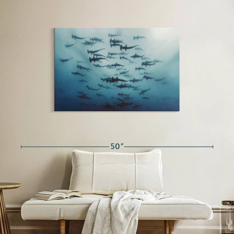 Frisson de requins marteaux, H 26 po x l 39 po
