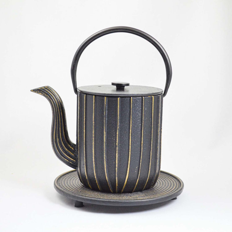 August Grove Bomar Teapot, Black/Gold