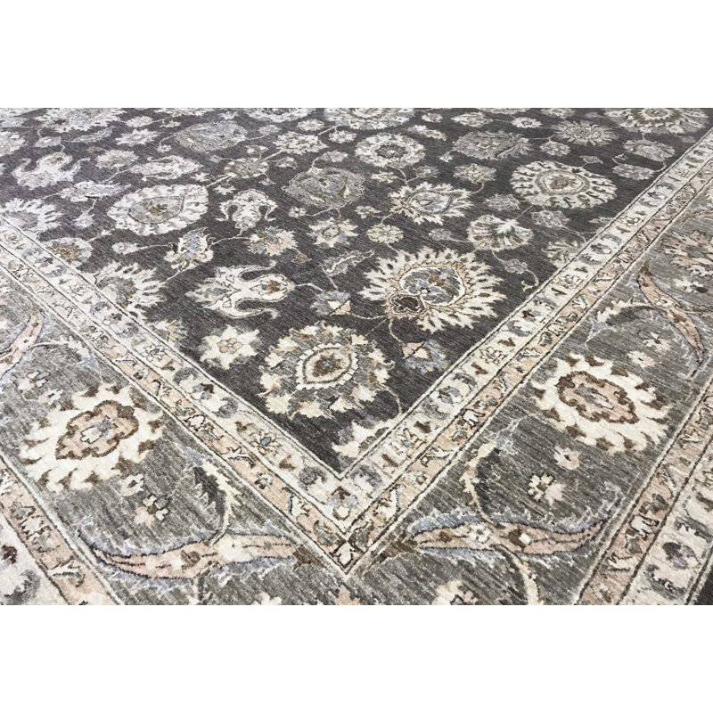 Hand-Knotted High-Quality Gray Area Rug