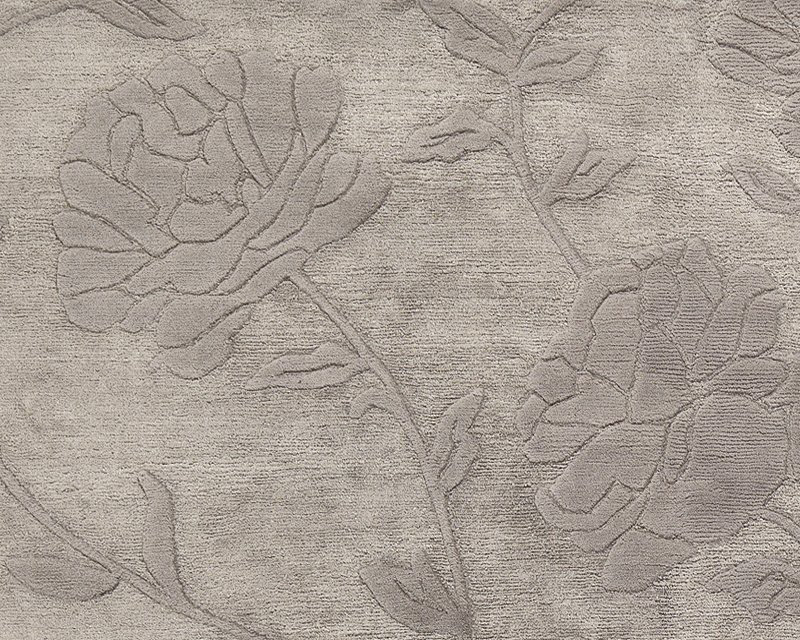 Peony Floral Area Rug in Silver/Gray, Rectangle 6' x 9'