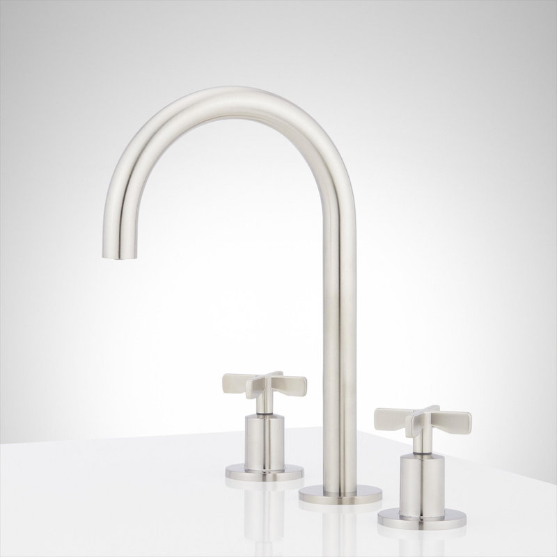 Robinet de salle de bain espacé 1,2 GPM Vassor, Nickel brossé