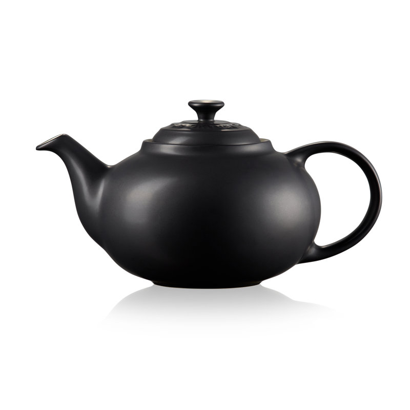 1.3L Classic Teapot, Satin Black