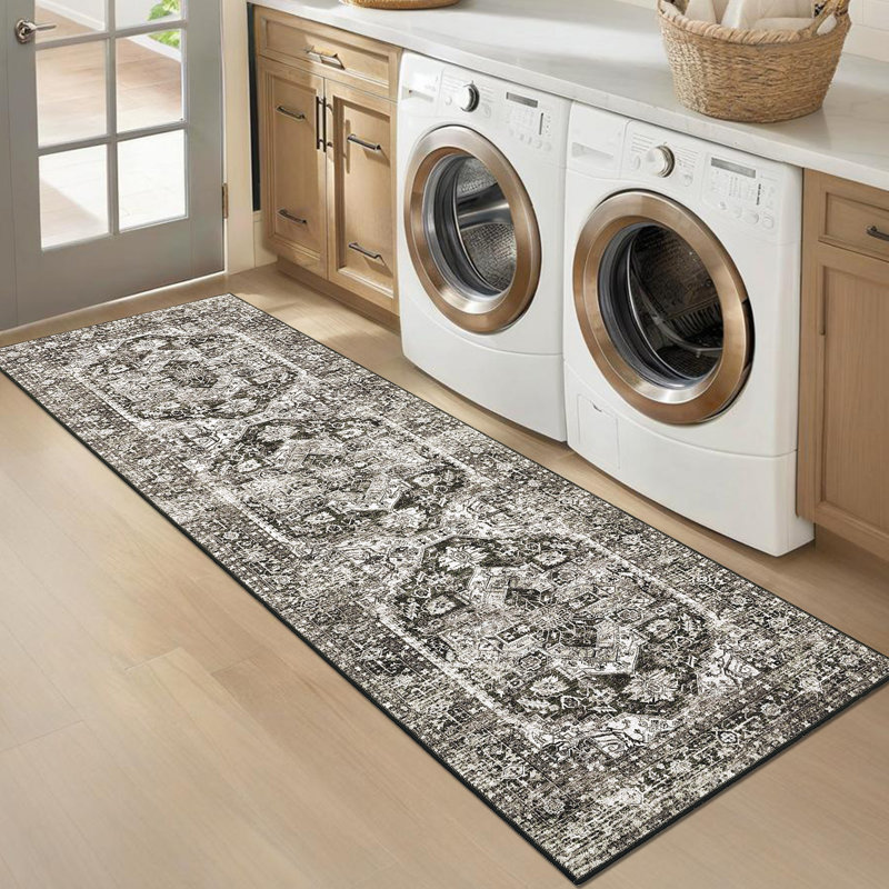 Boyce Washable Vintage Floral Area Rug for Living Room, Runner 2' x 6'