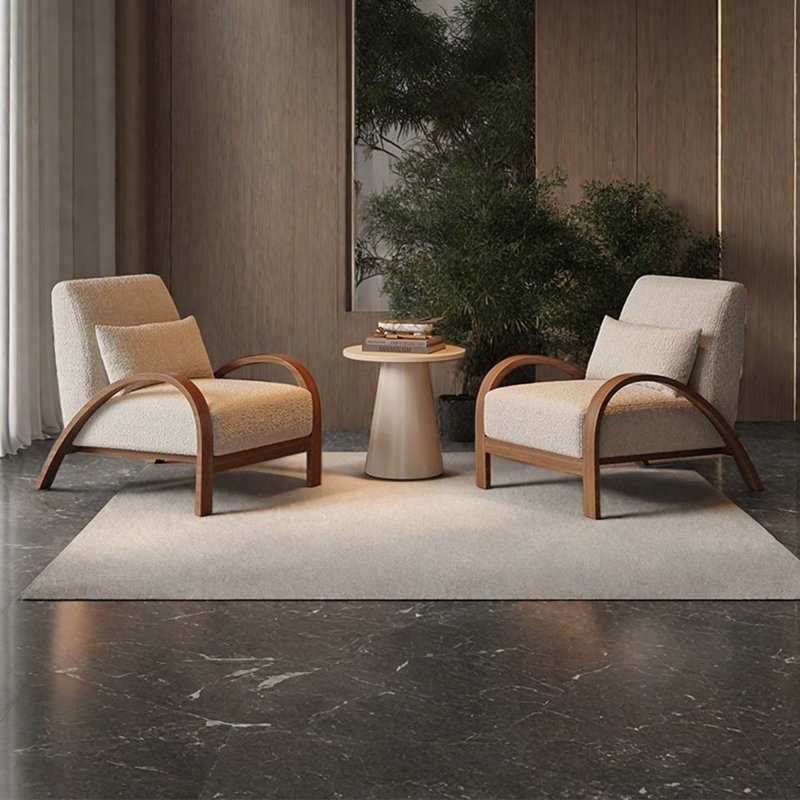 Aykut, Beige
