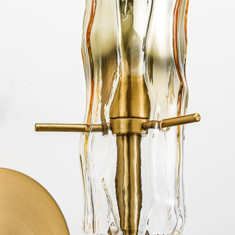 Éclairage pour salle de bain 1 lumière en laiton antique avec verre ondulé dégradé transparent à ambre (ensemble de 2)
