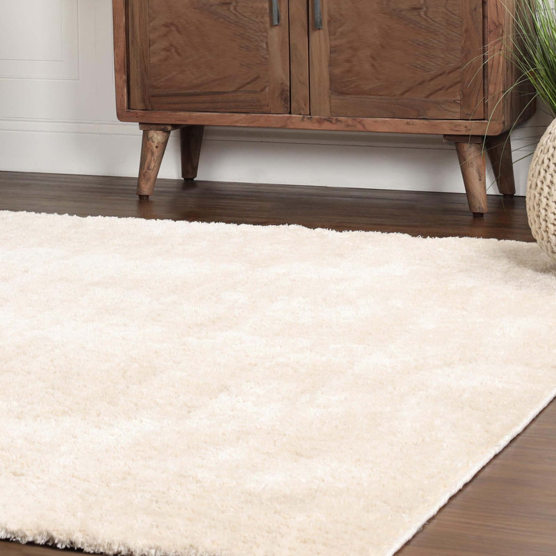 Helston California Shag Solid Polyester Non-Slip Indoor Area Rug With Foam Backing, Rectangle 4' x 6'