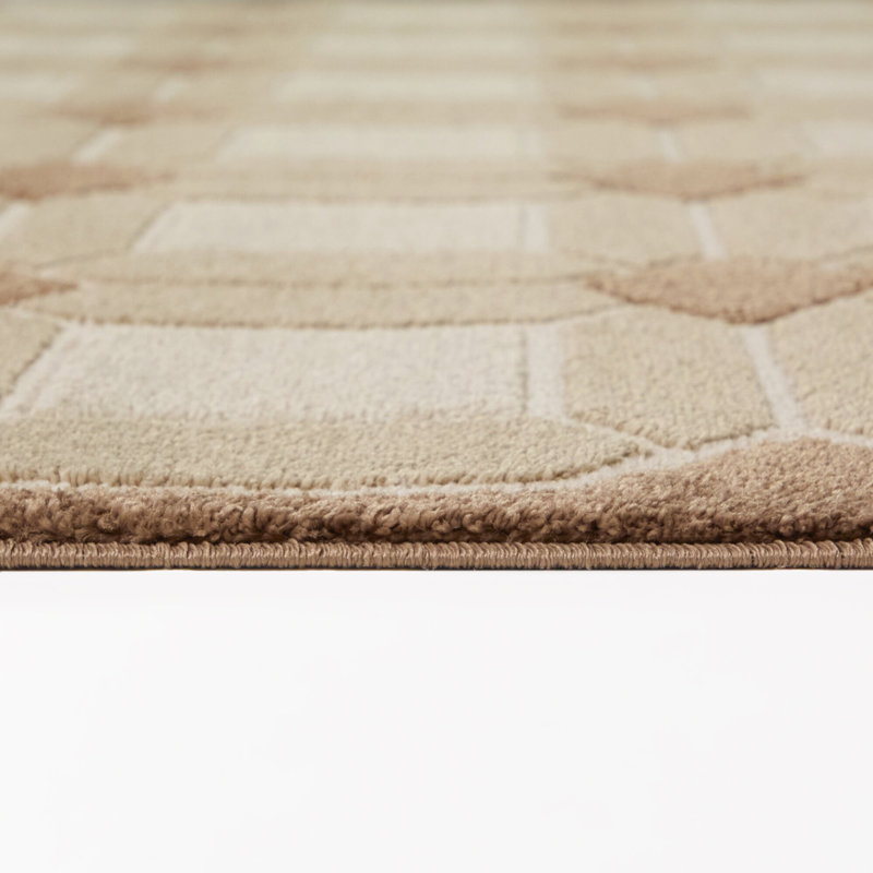 Tapis géométrique à carreaux beige Dehesa, 5 pi 3 po x 7 pi
