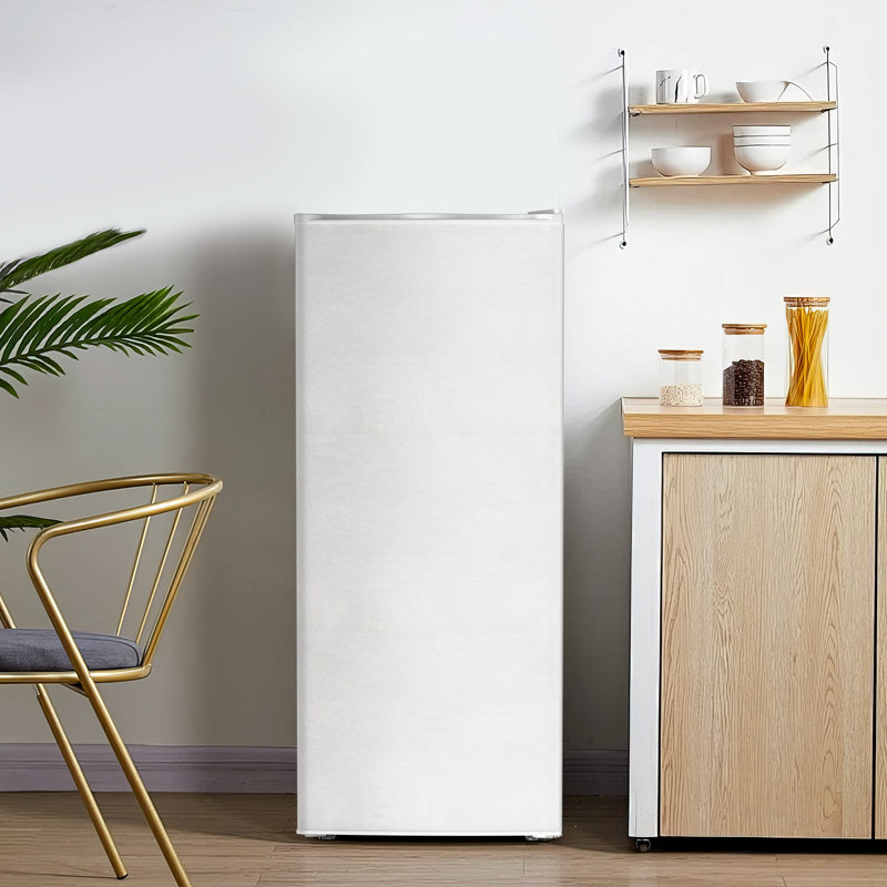 5.9 Cu.ft Upright Freezer, 4 Glass Shelves, 7 Temp Settings