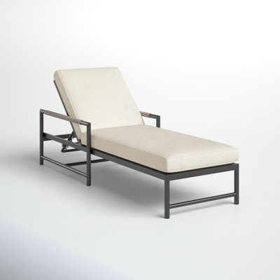 Esme Chaise