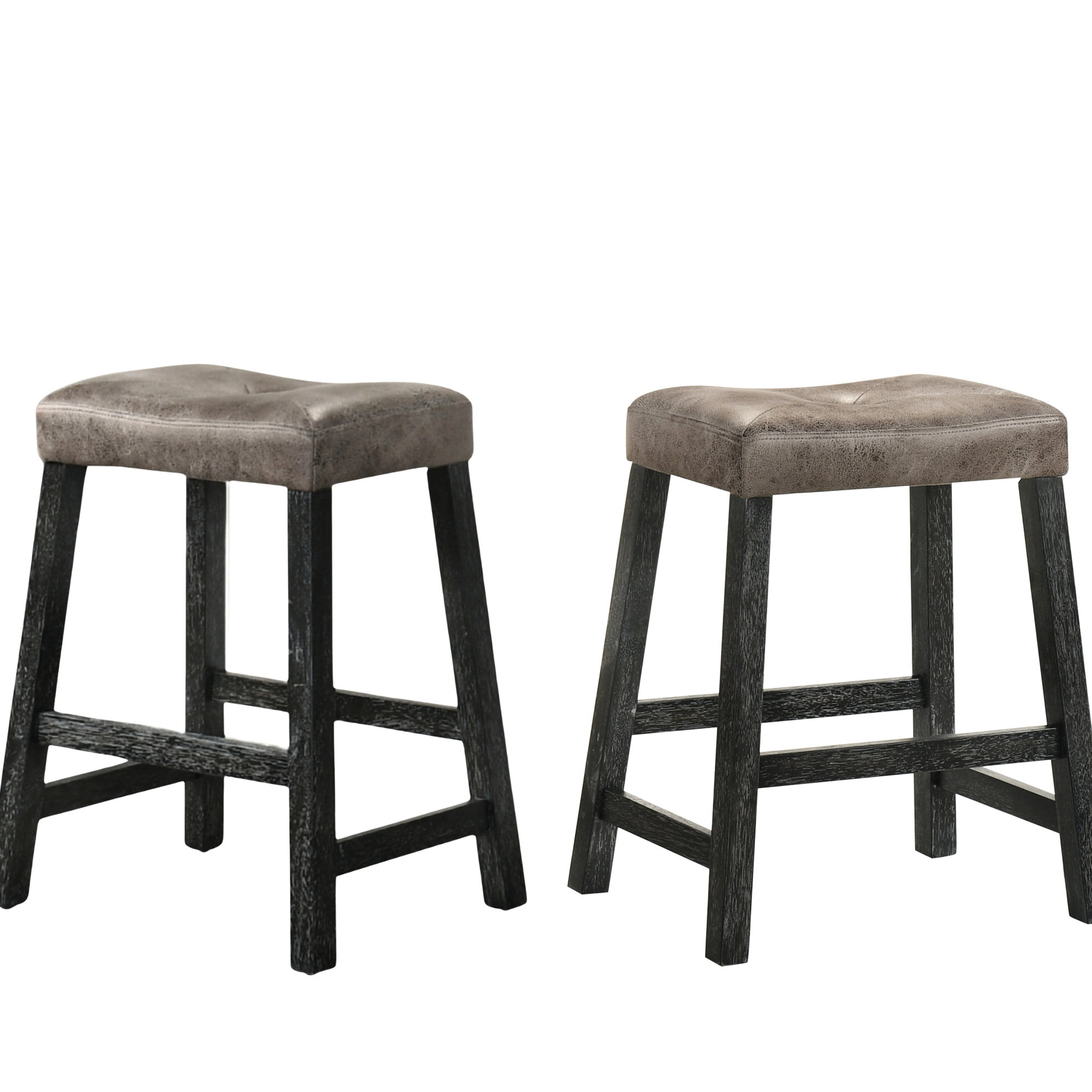 View of Island-Inspired Country Kitchens: Blending Rustic Charm with Coastal Living