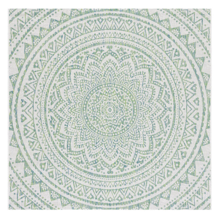 Elida Ivory/Green Indoor/Outdoor Area Rug
