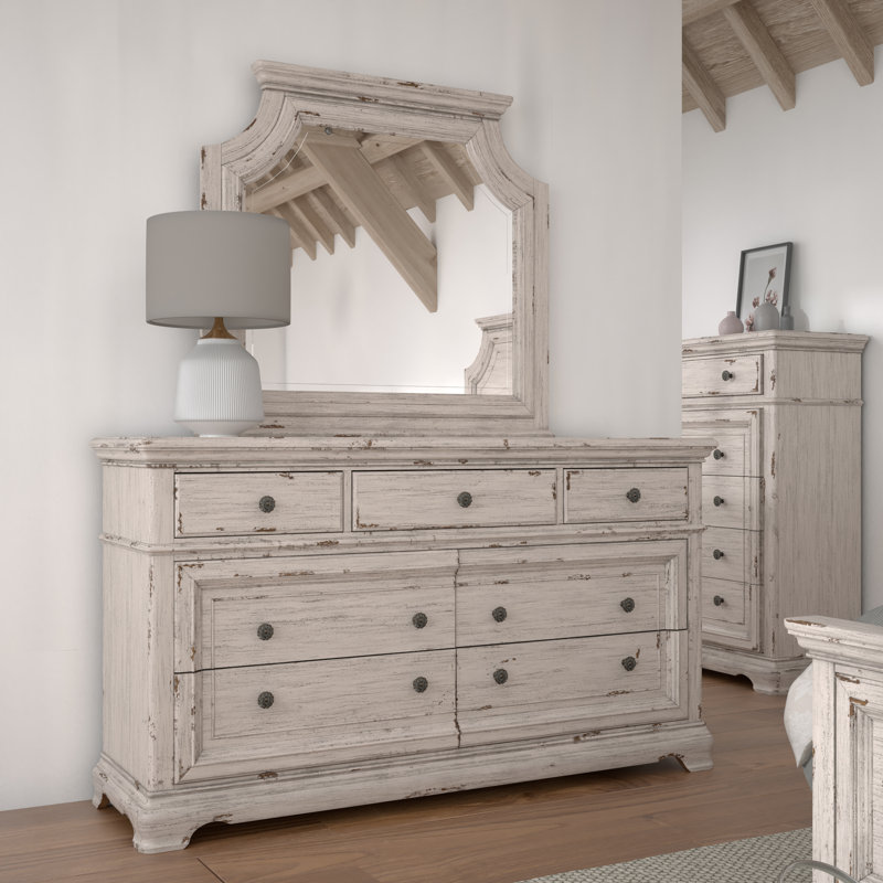 Dianna 66'' W 7 - Drawer Dresser