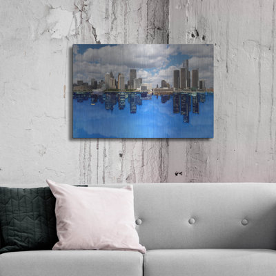 Latitude Run®, «Detroit Skyline, Michigan 92» par Monte Nagler, art mural en métal