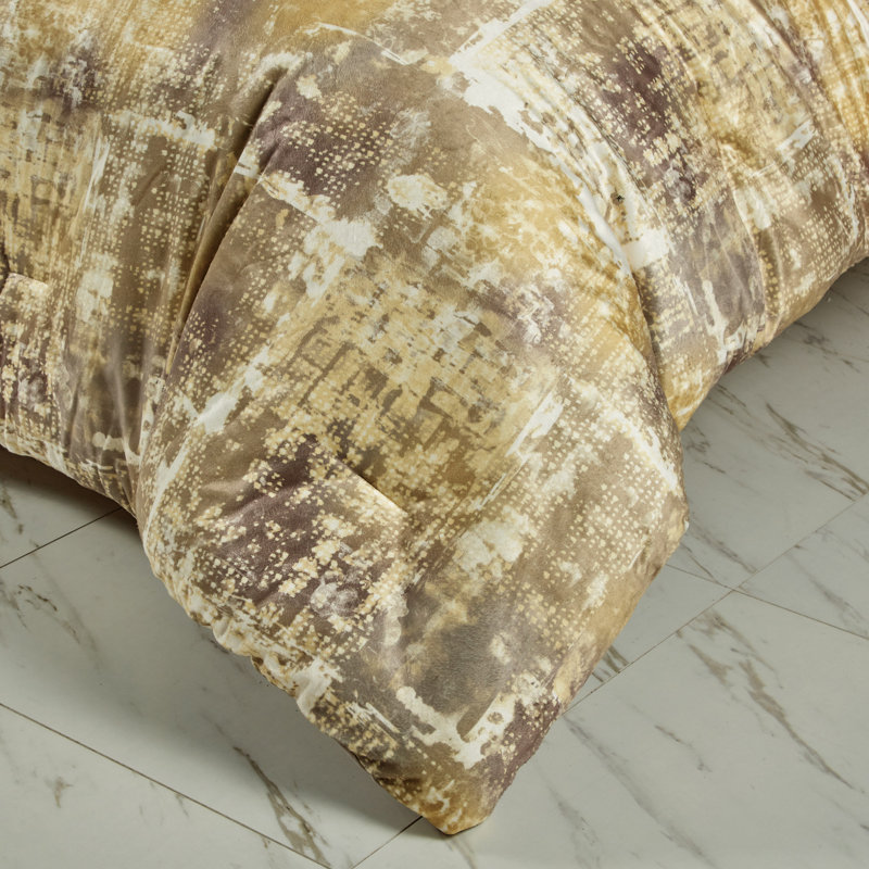 Polyester Box Stitch Abstract Comforter, King Comforter + 2 Standard Shams