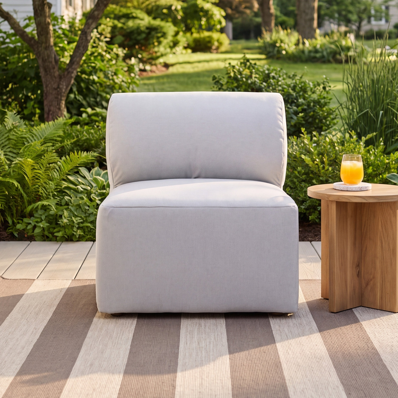 Patio Lounge Chair, Light Gray