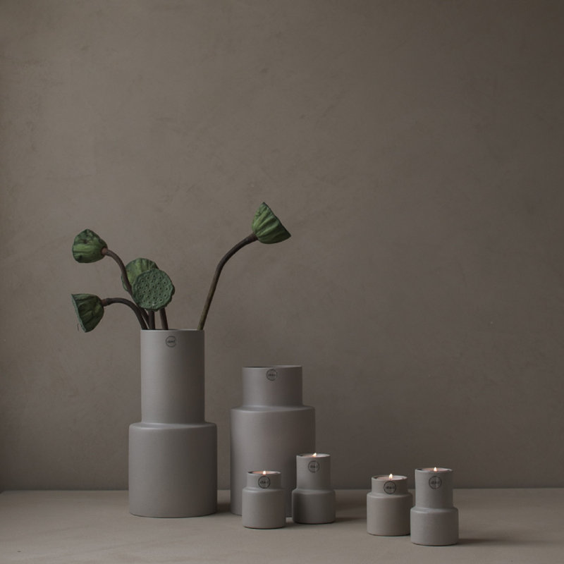 Ceramic Table Vase, 11.81" H x 5.51" W x 5.51" D