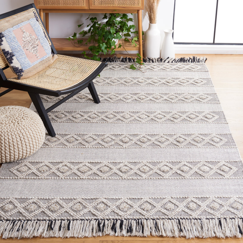 Ailiedh Vermont Flat Weave Wool/Cotton Geometric Rug in Ivory/Beige, Rectangle 4' x 6'