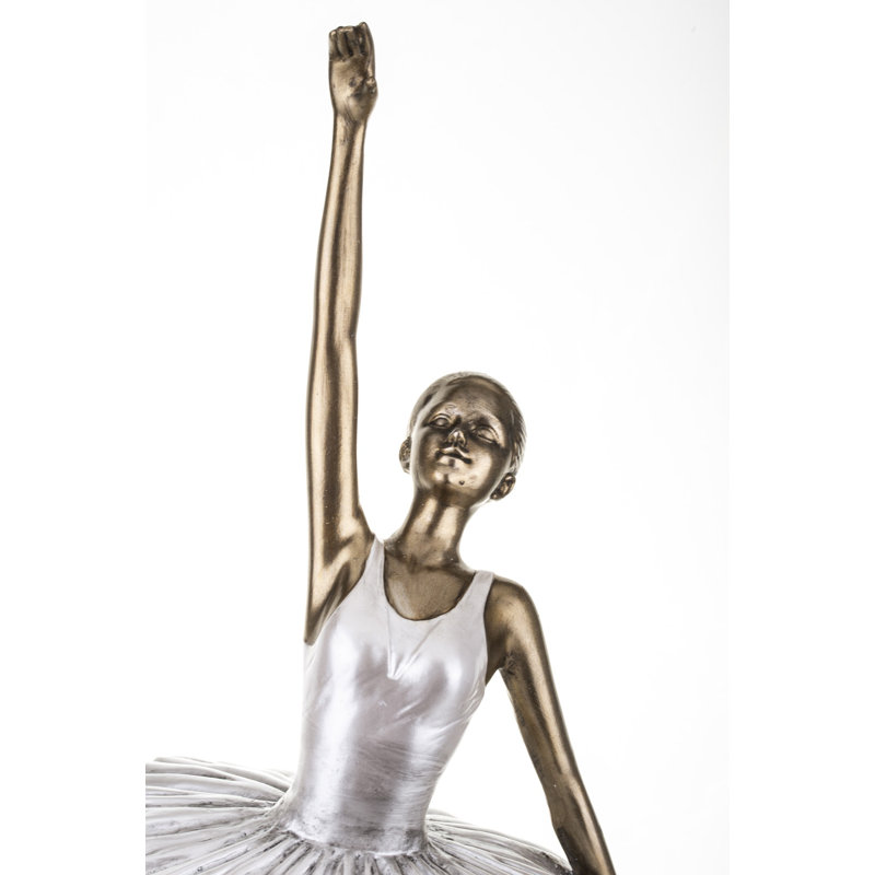 People Figurines & Sculptures