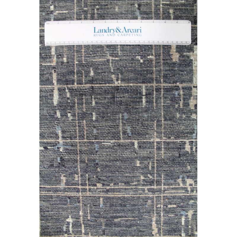 Area Rug in Blue, Rectangle 5'7" x 8'