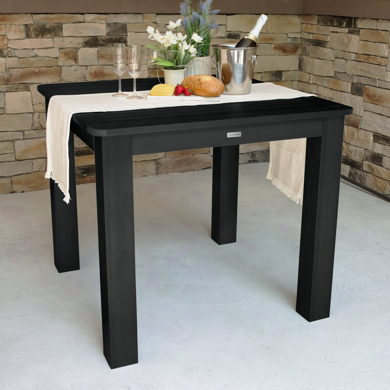 Table de salle à manger en plastique Highsmith, Noir, H 36 po x l 42 po x P 42 po