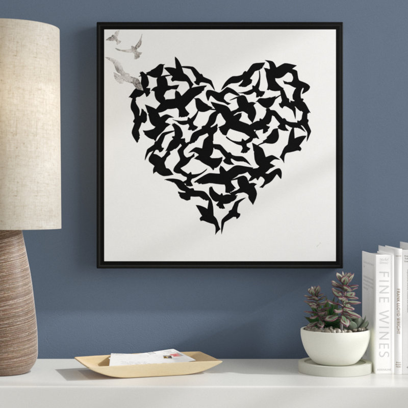 «Hearts in Flight IV», impression sur toile, Cadre flottant noir, H 21,7 po x l 21,7 po x p 1,75 po