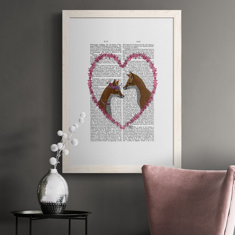 Filion Foxes dans un cœur rose, Cadre blanc, H 43,5 po x l 31,5 po x P 1 po