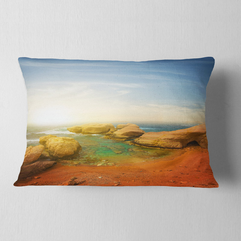 Coussin Seashore Rocky Beach and Sky, Rectangle, 12 po x 20 po