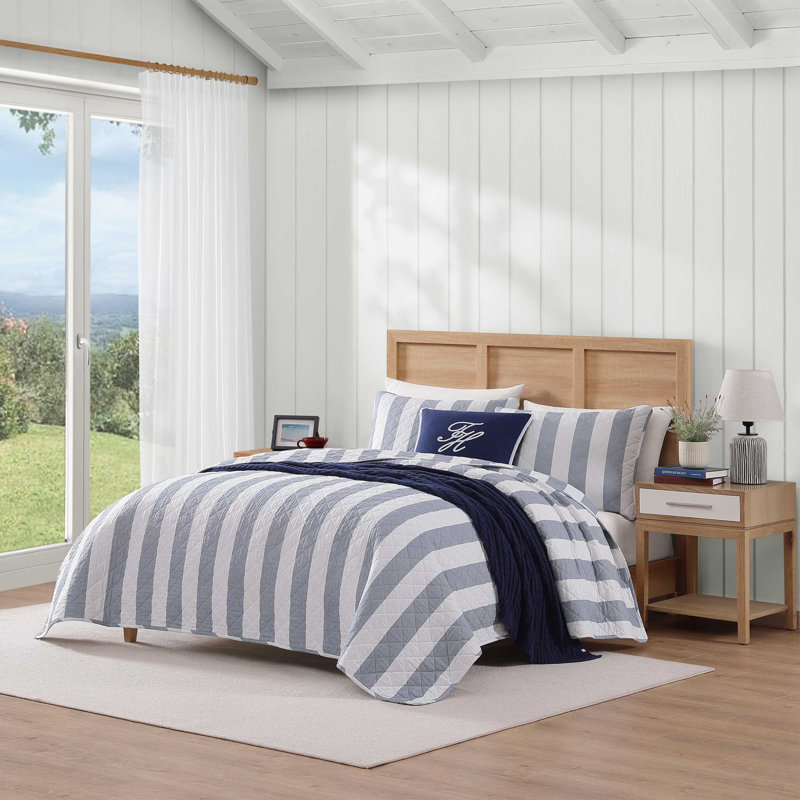 Ensemble de courtepointe Tevy Hilfiger, Courtepointe grand + 2 couvre-oreillers standard