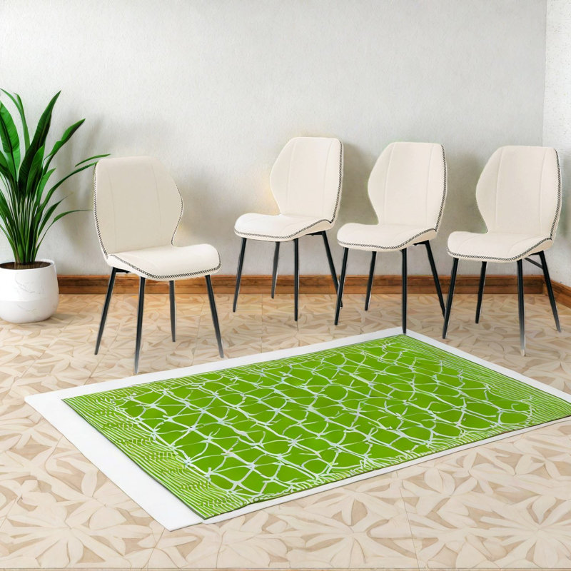 Chaises de salle à manger confortables, style moderne en métal et cuir PU pour les repas à domicile