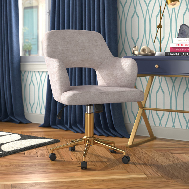 Task Chair, Cream