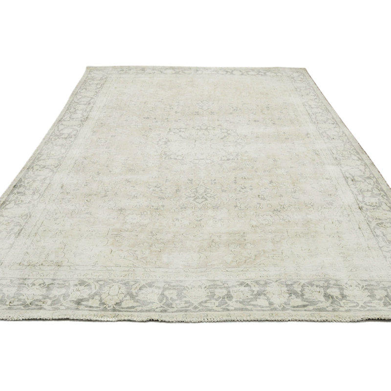 Muted Beige Traditional 7X11 Oriental Area Rug
