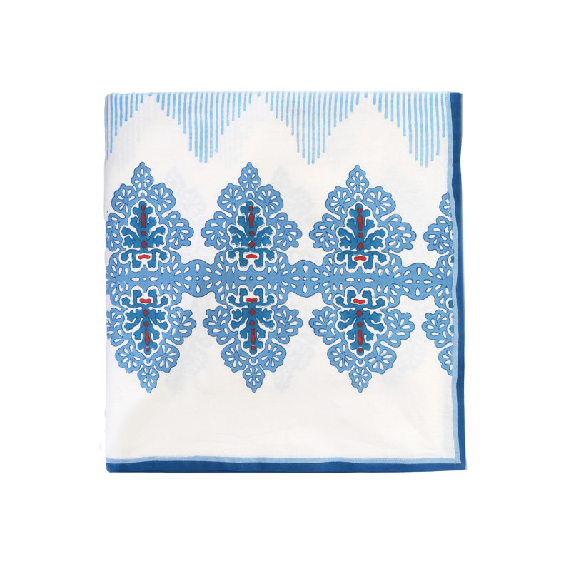 Filigree Tablecloth, White/Blue