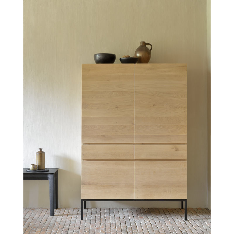 Ligna China Cabinet