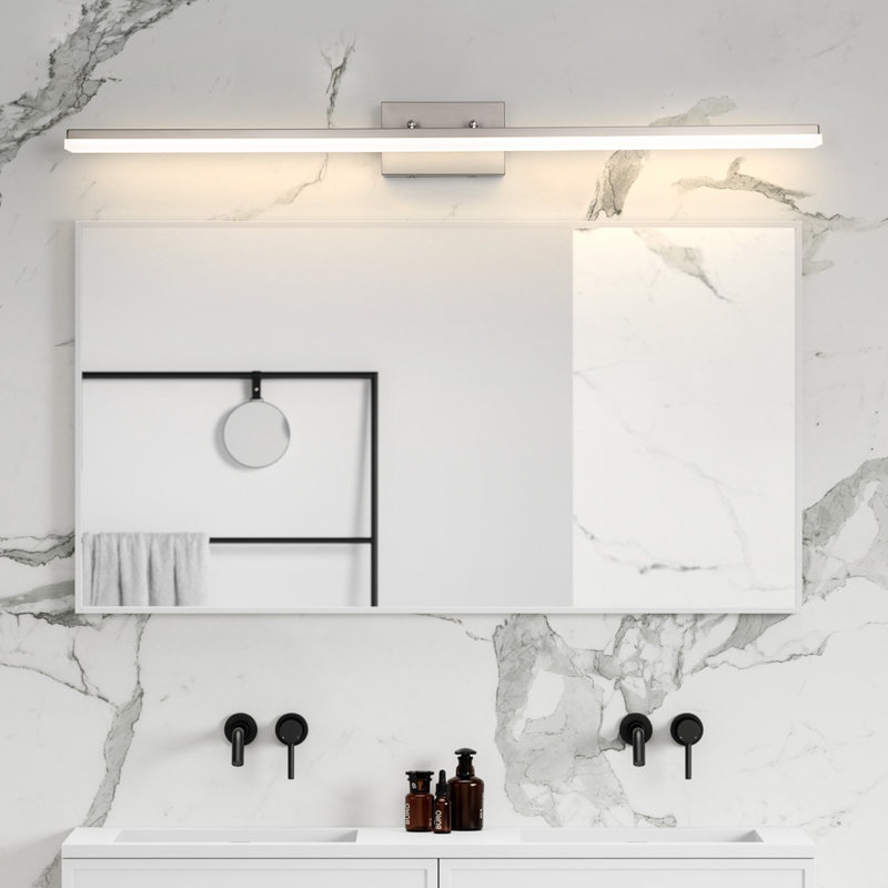 Barre d'éclairage de salle de bain 1 lumière DEL Alfonza, L 47,24 po, Nickel brossé, Blanc chaud 3 000 K