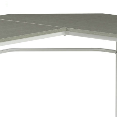 Bureau d'ordinateur en L