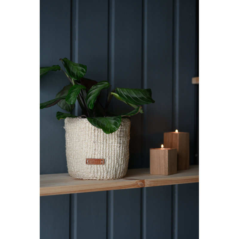 Petit pot à fleurs en sisal
