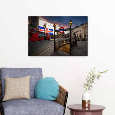 Art contemporain, architecture contemporaine, art urbain abstrait