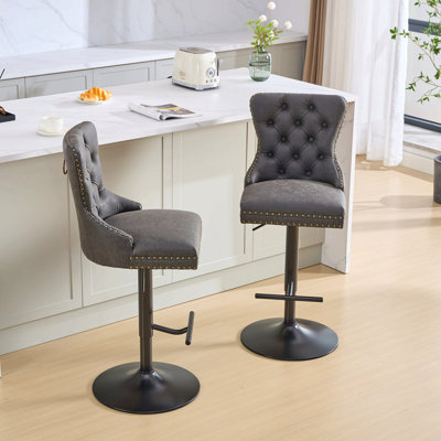 Tabourets de bar pivotants vieillis et rétro d'une hauteur de siège réglable de 26 à 33 pouces, tabourets de bar modernes avec dossier capitonné confortable