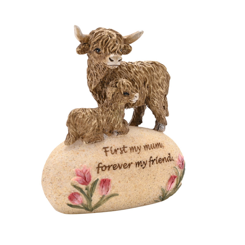 Figurines & Sculptures