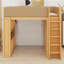 Un lit mezzanine avec armoire intégrée, tiroirs, étagères et éclairage d'ambiance structure une chambre moderne.-823049214