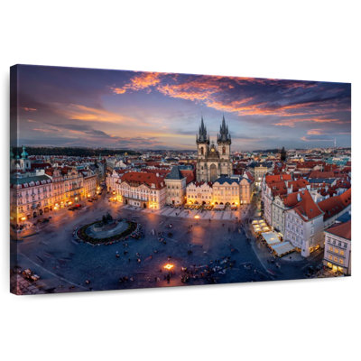 Hannes Prague City Square