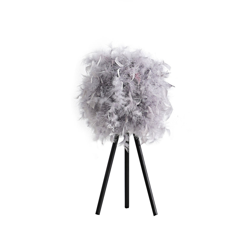 Lampe de table moderne en métal avec abat-jour gris doux