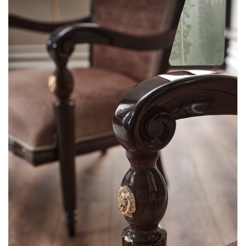 Chaise d'appoint traditionnelle rembourrée avec structure en bois massif