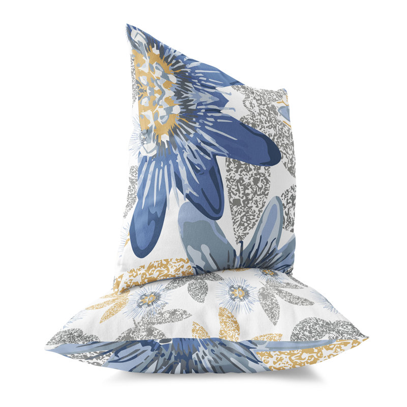 Coussin décoratif intérieur / extérieur Spots Blossoms, H 16 po x l 16 po, Bleu/gris