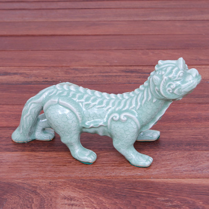 Cossio Figurines & Sculptures